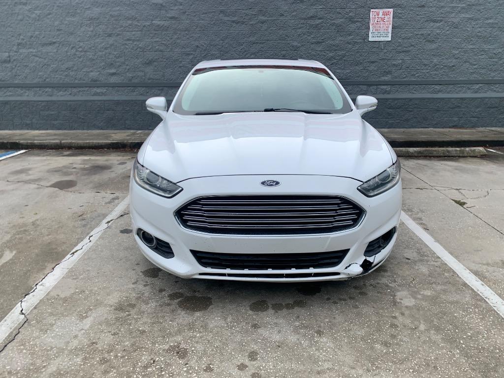 2016 Ford Fusion SE FWD's photo